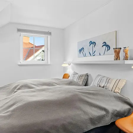 Appartement Casjen - 250m From The Sea By Interhome